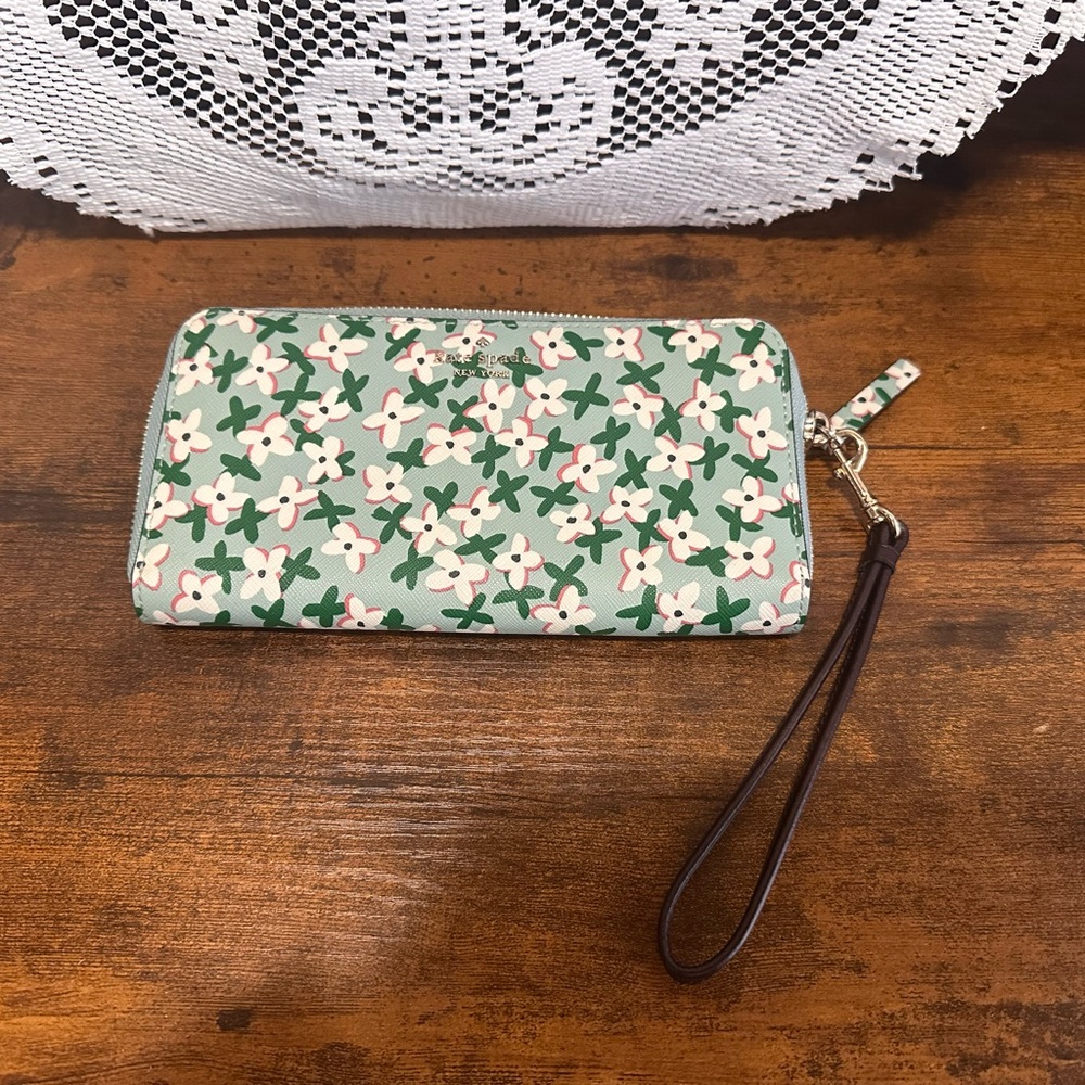 Kate Spade Floral Print Wristlet